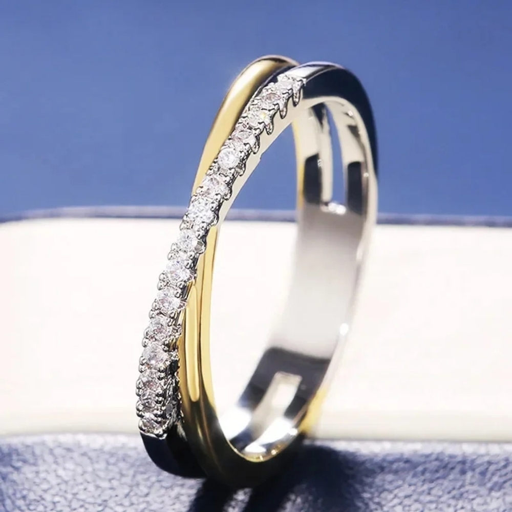 14k gold diamond ring - Picture 3 of 6